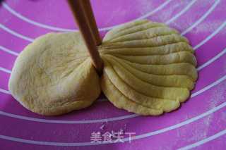 南瓜贝壳饼夹的做法步骤：5