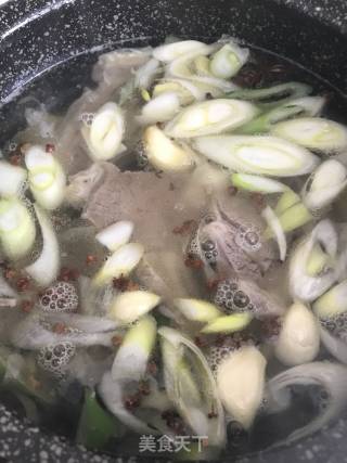 羊排萝卜煲的做法步骤：7