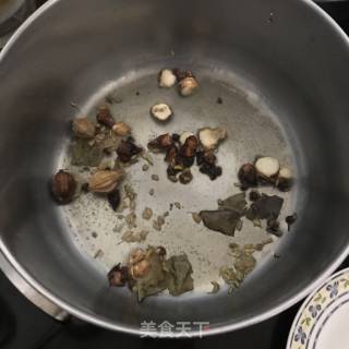 红烧排骨的做法步骤：13