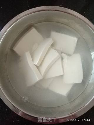 肉末豆卧鸡蛋的做法步骤：2