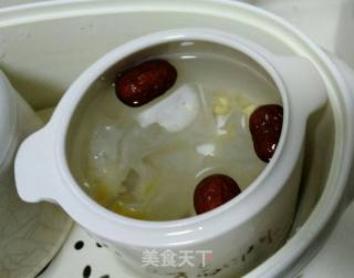 红枣银耳莲子汤的做法步骤：4