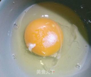糟辣椒蛋炒饭的做法步骤：2