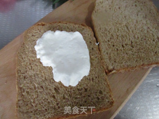 草莓乳酪三明治的做法步骤：7