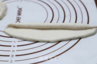 碱水面包的做法步骤：3