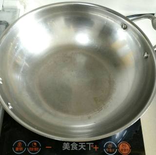 木耳烧鸡块（新派菜）的做法步骤：5