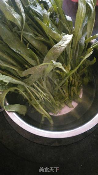 香辣芥菜的做法步骤：1