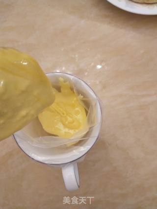 超详细！宝宝六个月辅食:零添加蛋黄溶豆的做法步骤：11