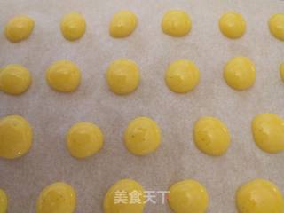 超详细！宝宝六个月辅食:零添加蛋黄溶豆的做法步骤：14
