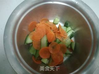 鸡蛋卷饼的做法步骤：1