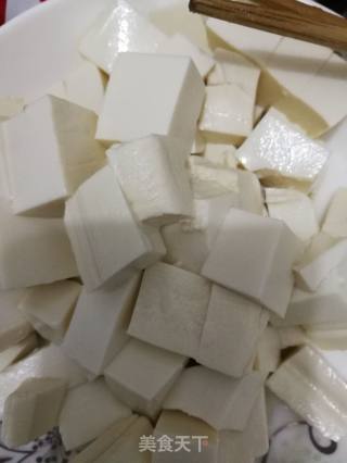 麻婆豆腐的做法步骤：1