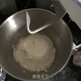 葱油烧饼的做法步骤：2