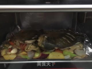 烤鱼的做法步骤：2