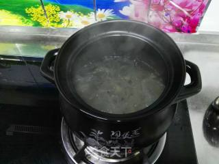 蔓越莓银耳汤的做法步骤：4