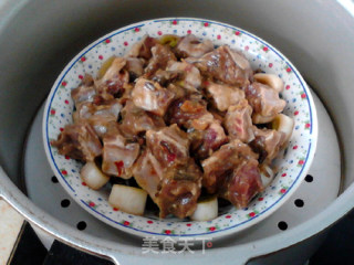 腌豇豆蒸牛肉的做法步骤：12
