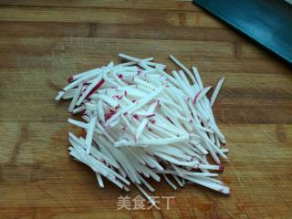 土豆萝卜双丝汤的做法步骤：2