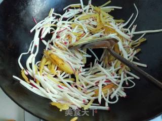 土豆萝卜双丝汤的做法步骤：7