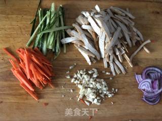 凉拌五香豆腐干的做法步骤：1