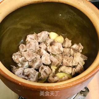 红烧黄豆排骨的做法步骤：5