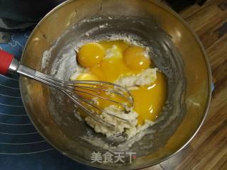 八寸戚风蛋糕的做法步骤：4