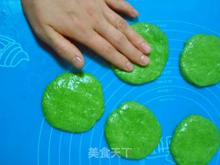 油炸菠菜饼的做法步骤：3