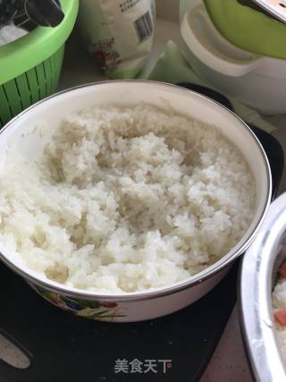 糯米饭团的做法步骤：1