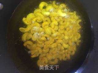 腰果虾仁的做法步骤：2