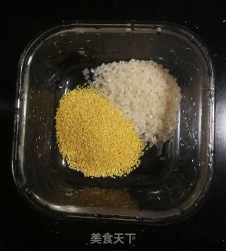 黄瓜二米粥的做法步骤：1