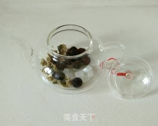 桂圆菊花茶的做法步骤：3
