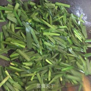 国民才之一～～～～～韭菜炒鸡蛋的做法步骤：7