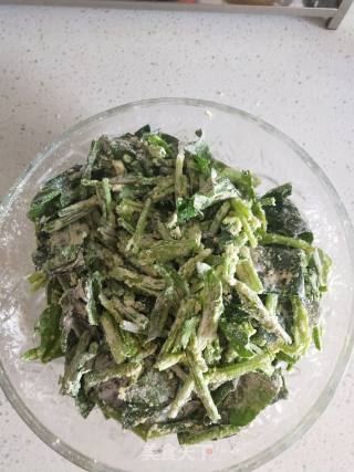 蒸菠菜，减肥的佳品噢的做法步骤：3