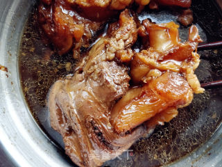卤牛腱子肉的做法步骤：9