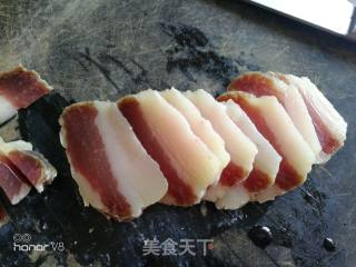 腊肉烧冬笋的做法步骤：3