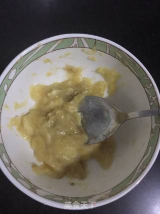 香蕉脆角的做法步骤：1
