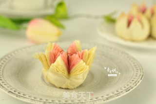 复刻【舌尖3】中出现的荷花酥，要不要那么美呢的做法步骤：17