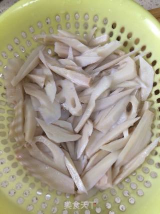 鸭油炒藕丝的做法步骤：4