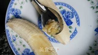 馄饨皮香蕉派的做法步骤：2