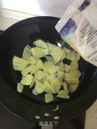 青椒炒土豆片的做法步骤：4