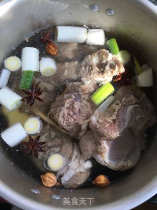 清炖羊蝎子的做法步骤：7