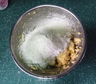 抹茶奶酪南瓜派的做法步骤：5