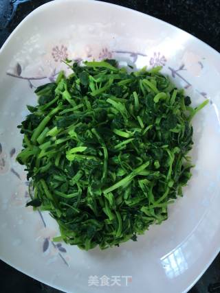 春季野菜：凉拌苜蓿的做法步骤：6