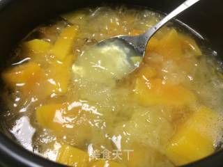 木瓜银耳羹的做法步骤：4