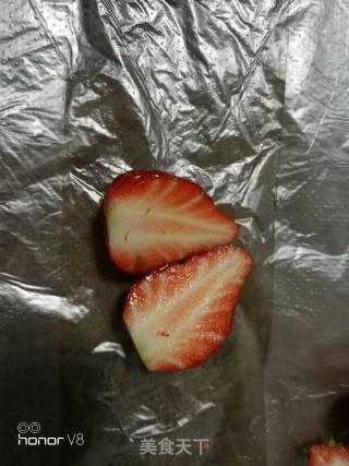 草莓花的做法步骤：4
