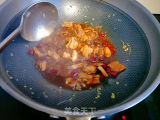 肉炒白菜胡萝卜片的做法步骤：4