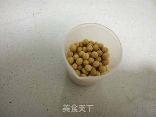 燕麦枸杞豆浆的做法步骤：1
