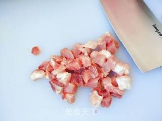“春季野菜”蕨菜炒肉丁的做法步骤：3