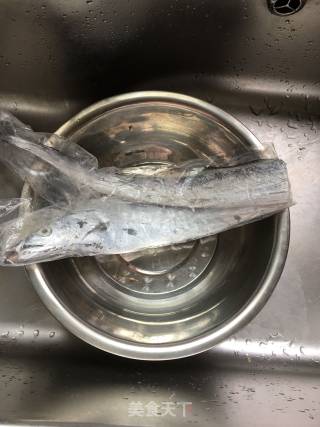 蒸带鱼的做法步骤：1