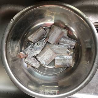 蒸带鱼的做法步骤：2