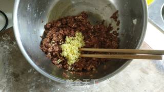 大肉韭菜饺子（低脂版）的做法步骤：2