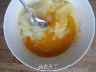 香酥土豆饼的做法步骤：4