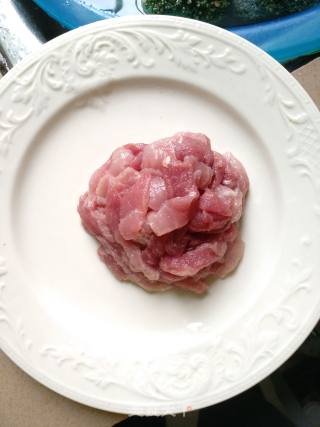 西兰花肉片的做法步骤：3